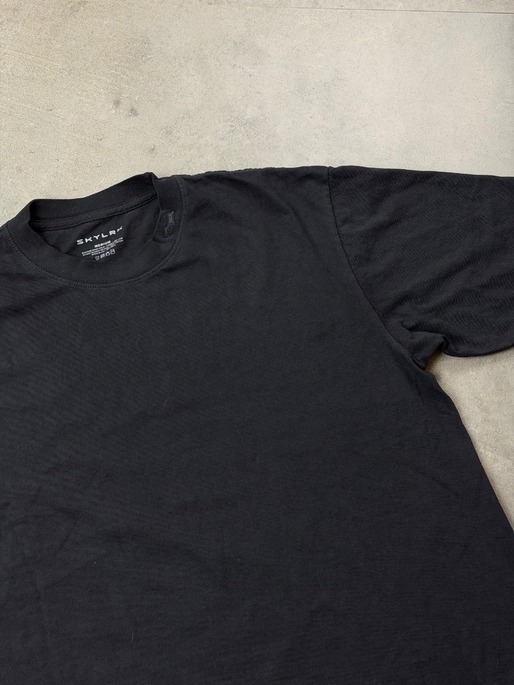 Camiseta SKYLRK Boxy T-shirt Jet UNIDADE