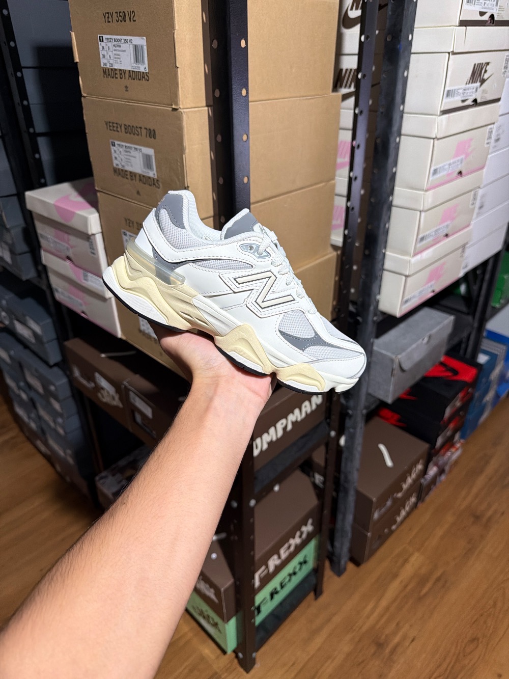 New Balance 9060 Sea Salt Castlerock Infantil — 34, Novo