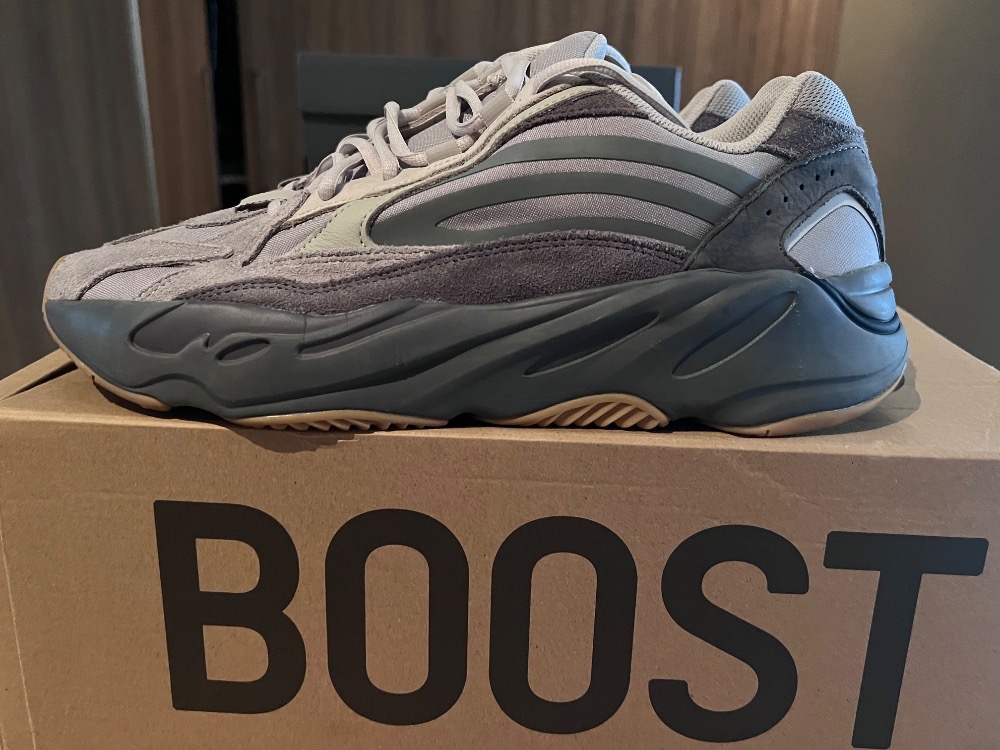 Yeezy 700 V2 Tephra