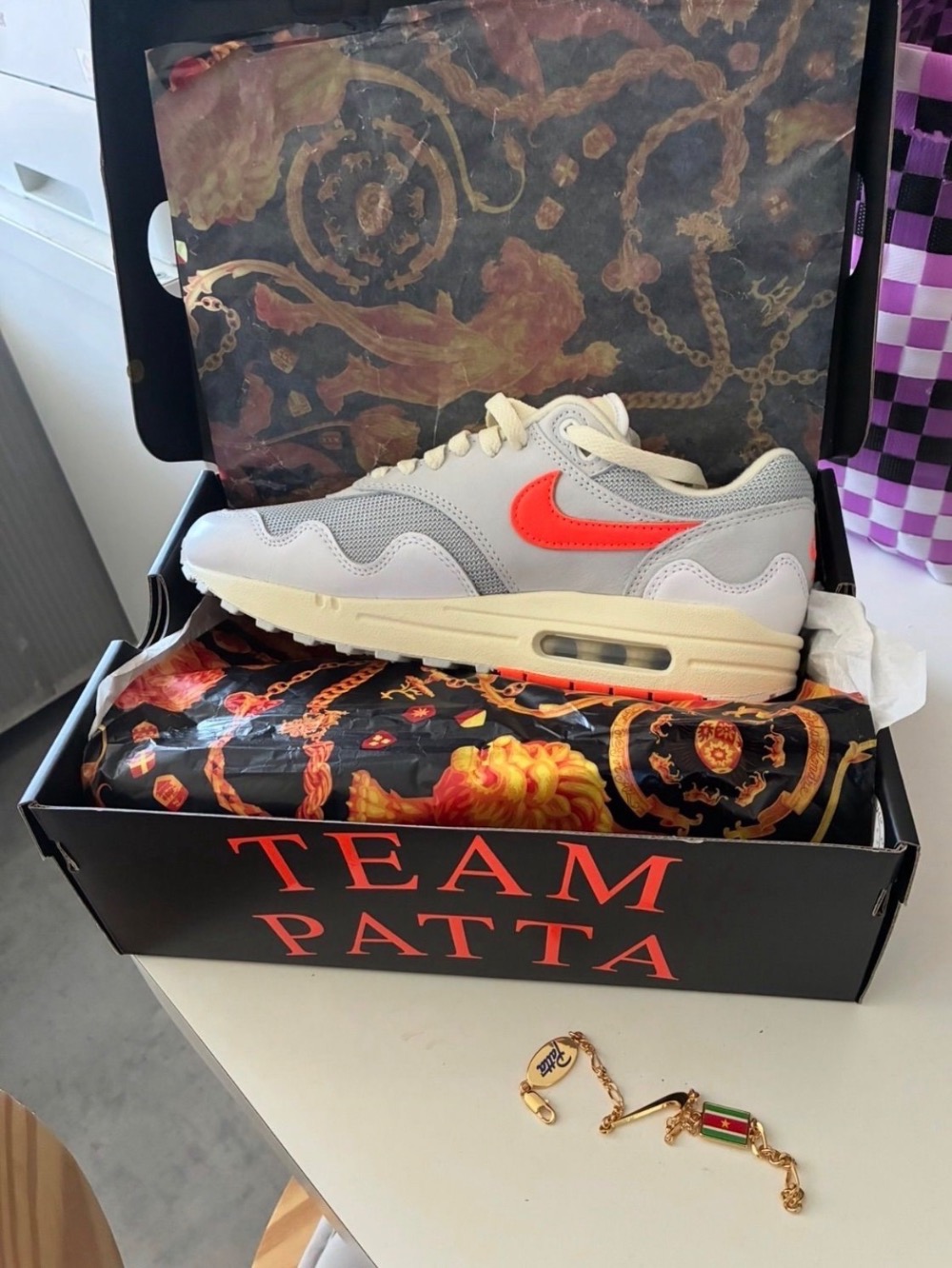 Patta x Nike Air Max 1 White Hyper Crimson Pure Platinum