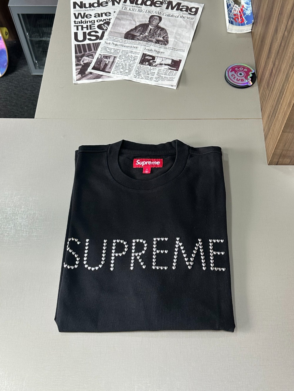 Camiseta Supreme Hearts Studded S/S Top Black FW26-W5