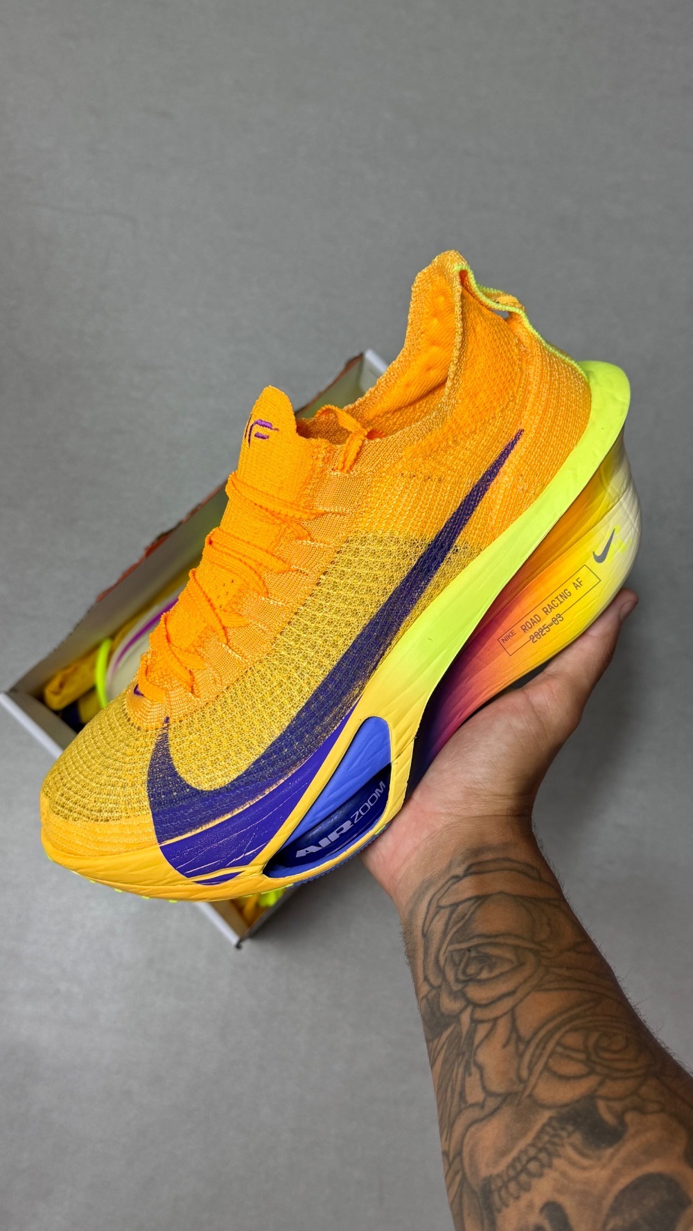 Nike Air Zoom Alphafly NEXT% 3 Laser Orange Indigo Burst — 46, Novo
