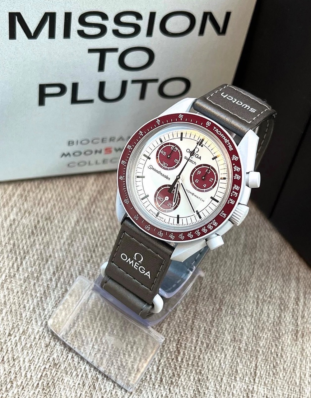 Swatch x Omega Relógio Bioceramic Moonswatch Mission to Pluto