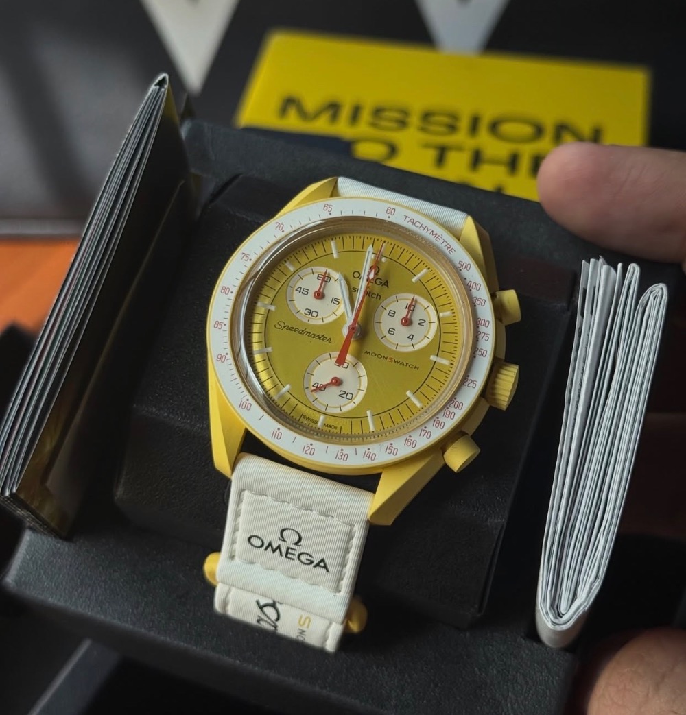 Swatch x Omega Relógio Bioceramic Moonswatch Mission to the Sun