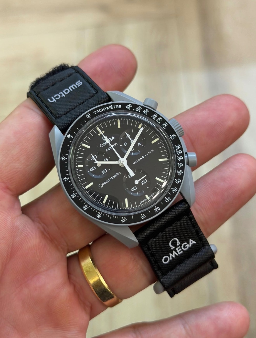 Swatch x Omega Relógio Bioceramic Moonswatch Mission to the Moon