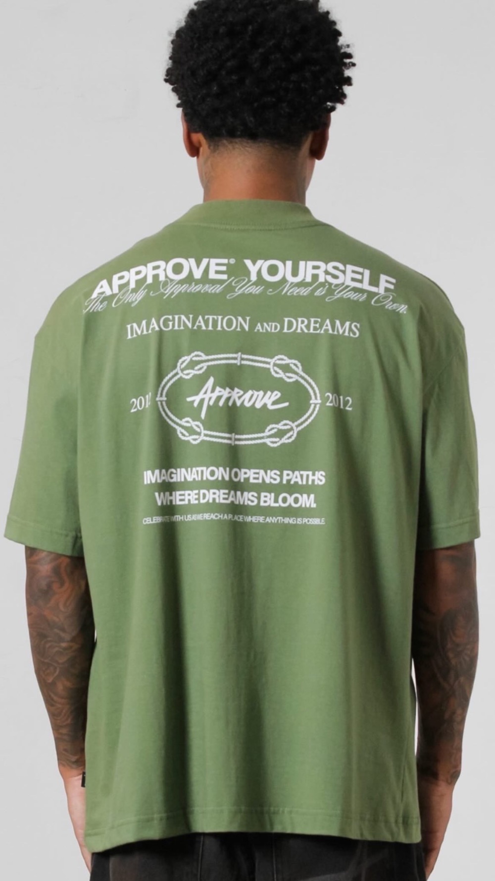Camiseta Approve Huge YRSLF Timeless