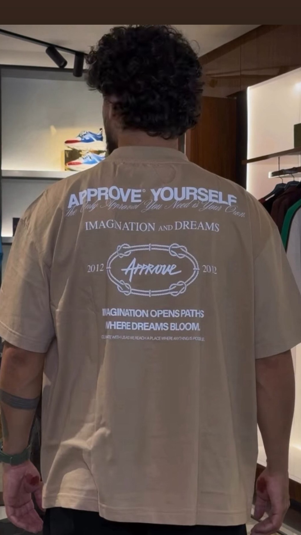 Camiseta Approve Huge Timeless