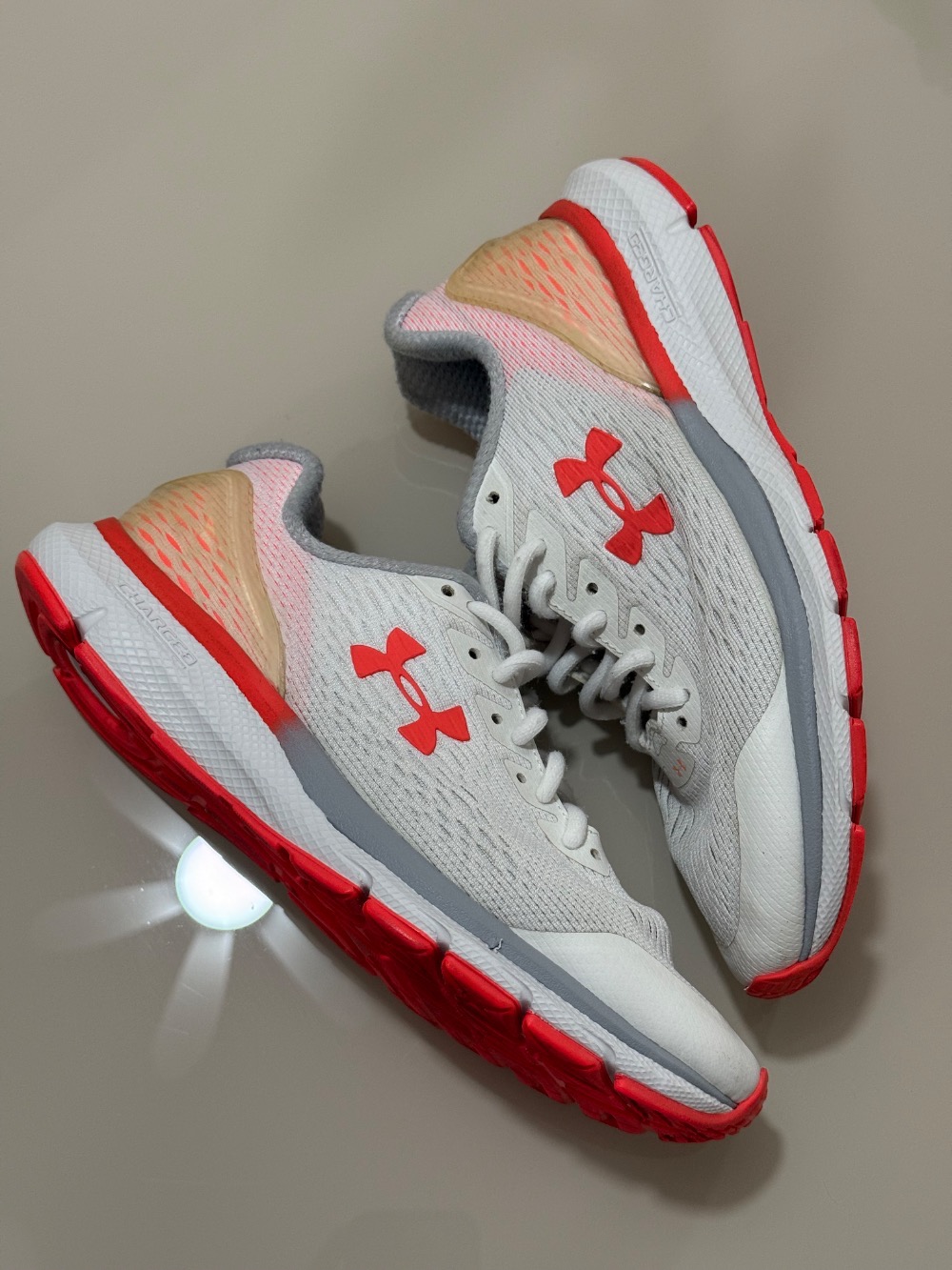 Tênis Feminino Under Armour Charged Extend