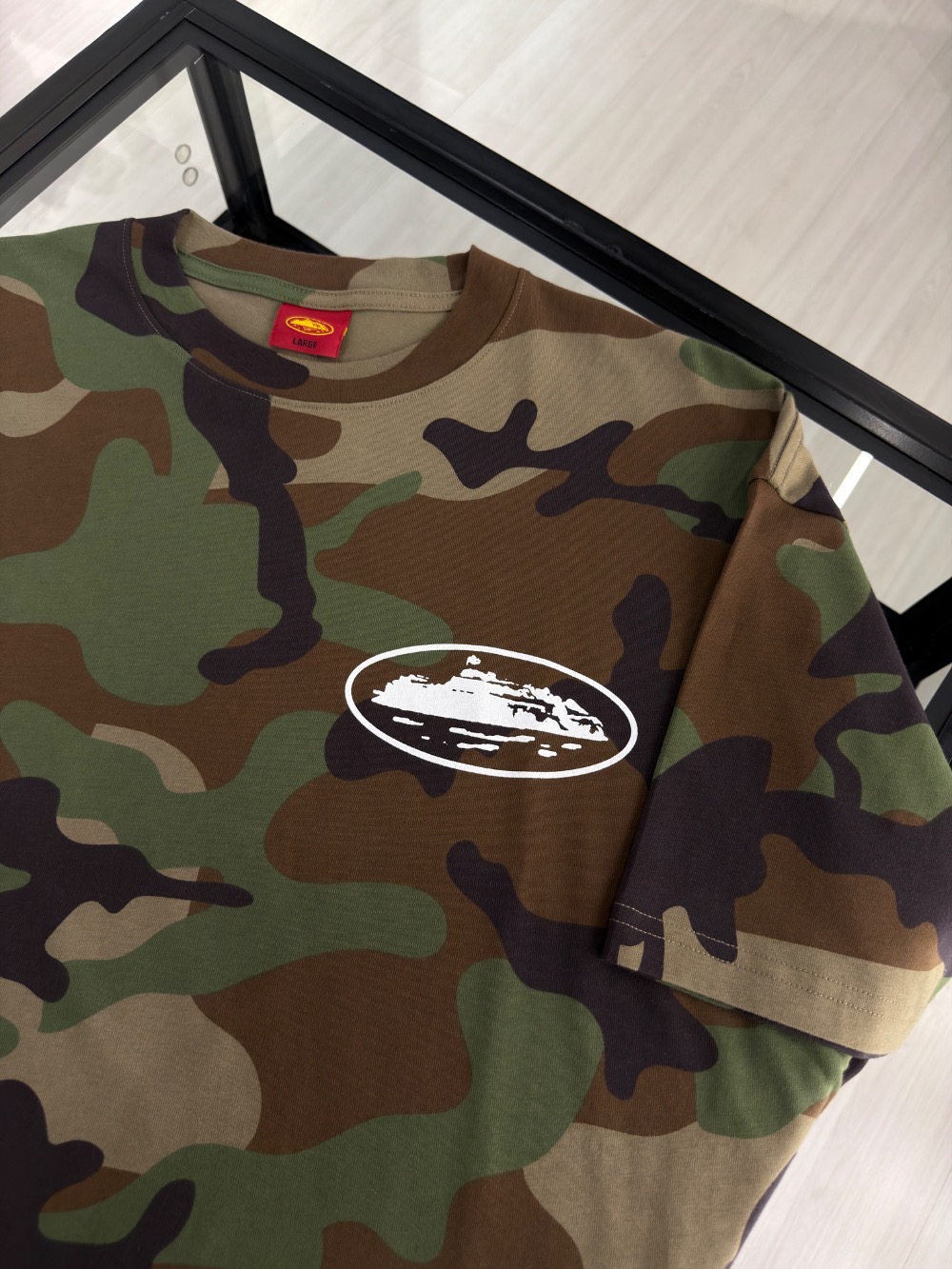 Camiseta Corteiz Og island Woodland Camo