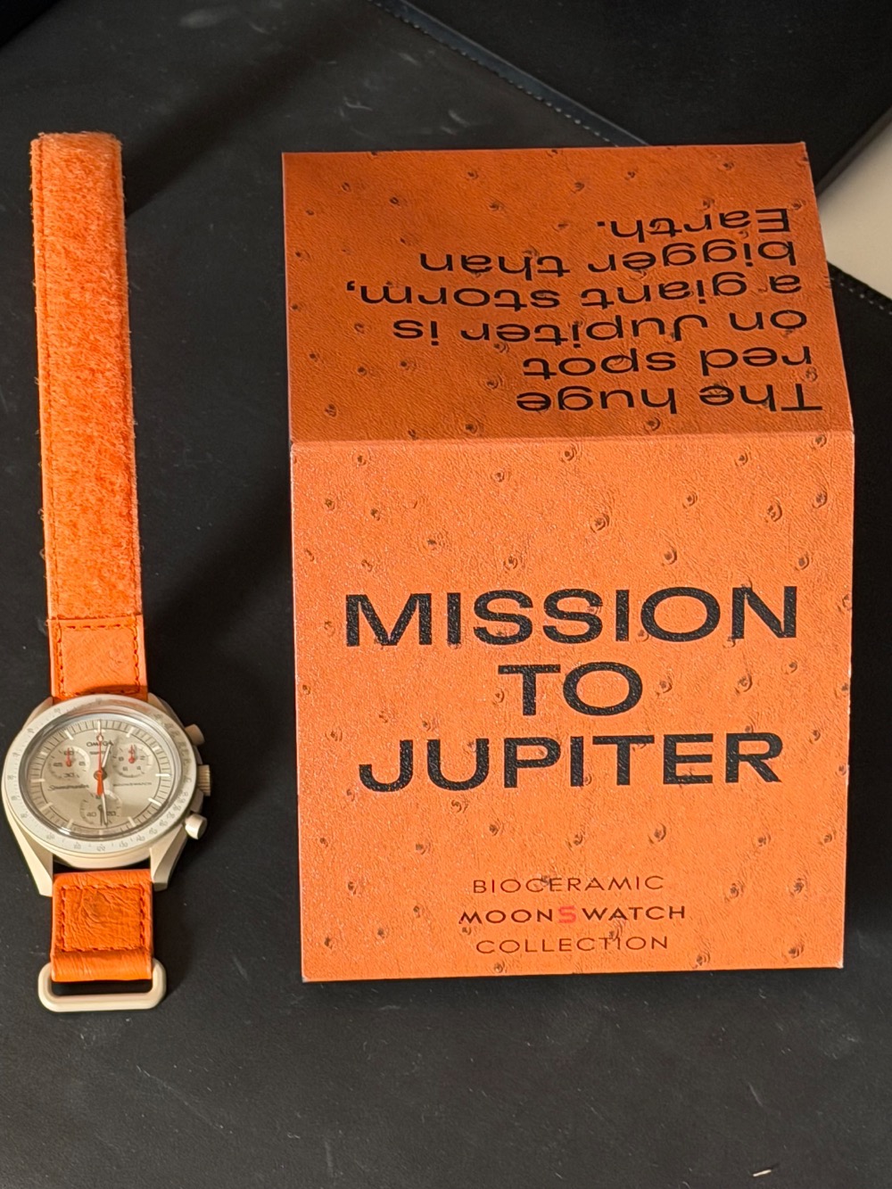 Swatch x Omega Relógio Moonswatch Mission to Jupiter Ostrich Wrist 42mm