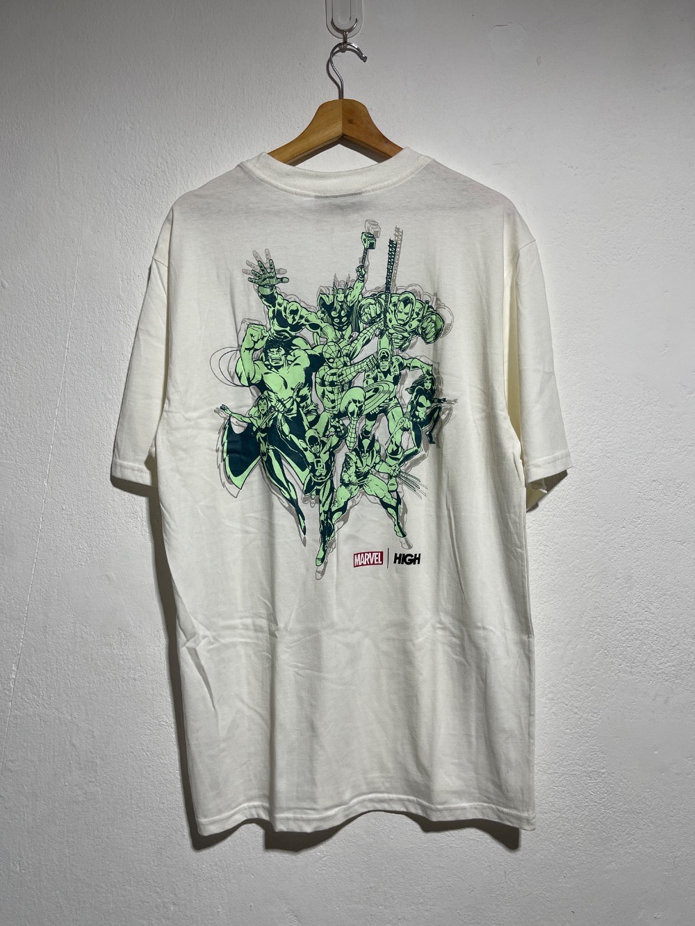 CAMISETA HIGH COMPANY X MARVEL SQUAD WHITE