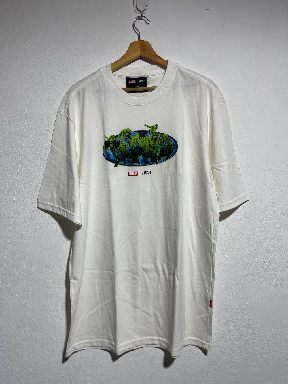 CAMISETA HIGH COMPANY X MARVEL HEROES WHITE