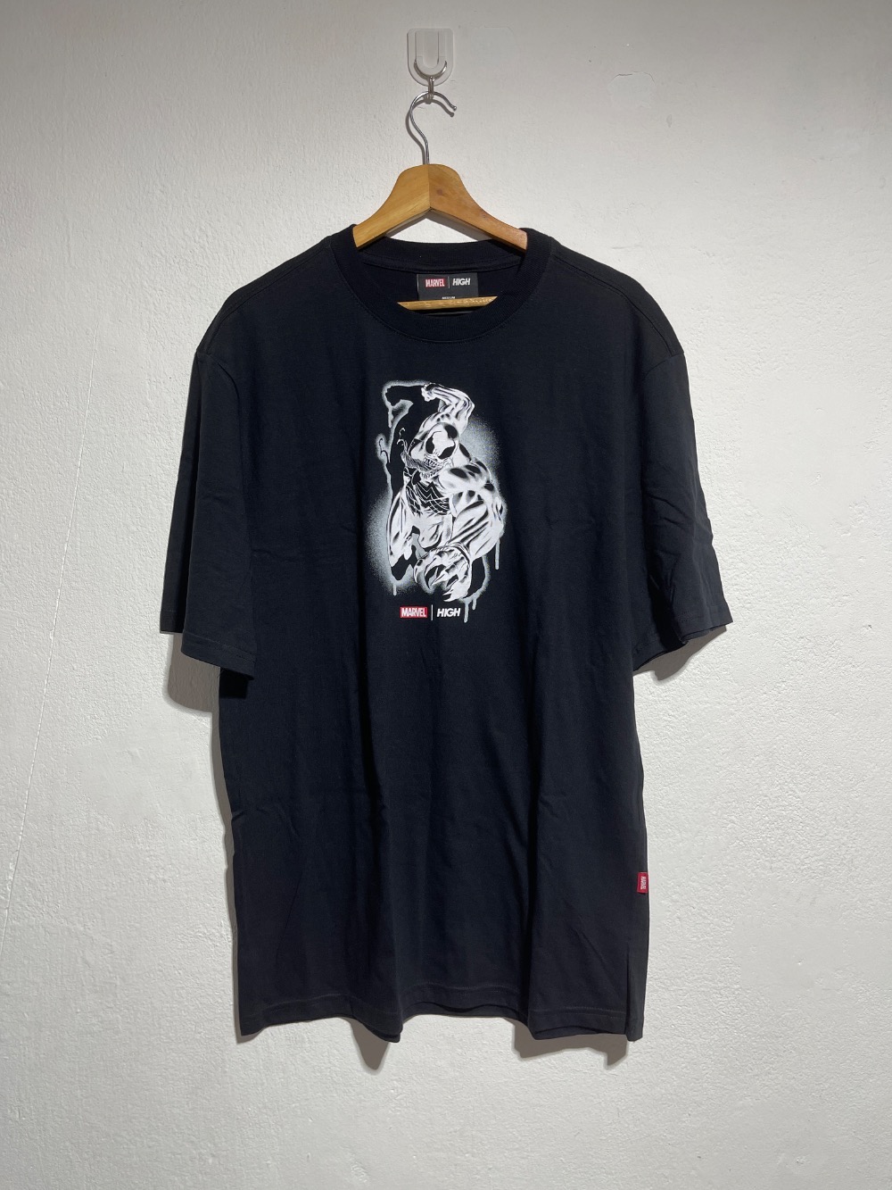 Marvel x High Company Tee Venom Black