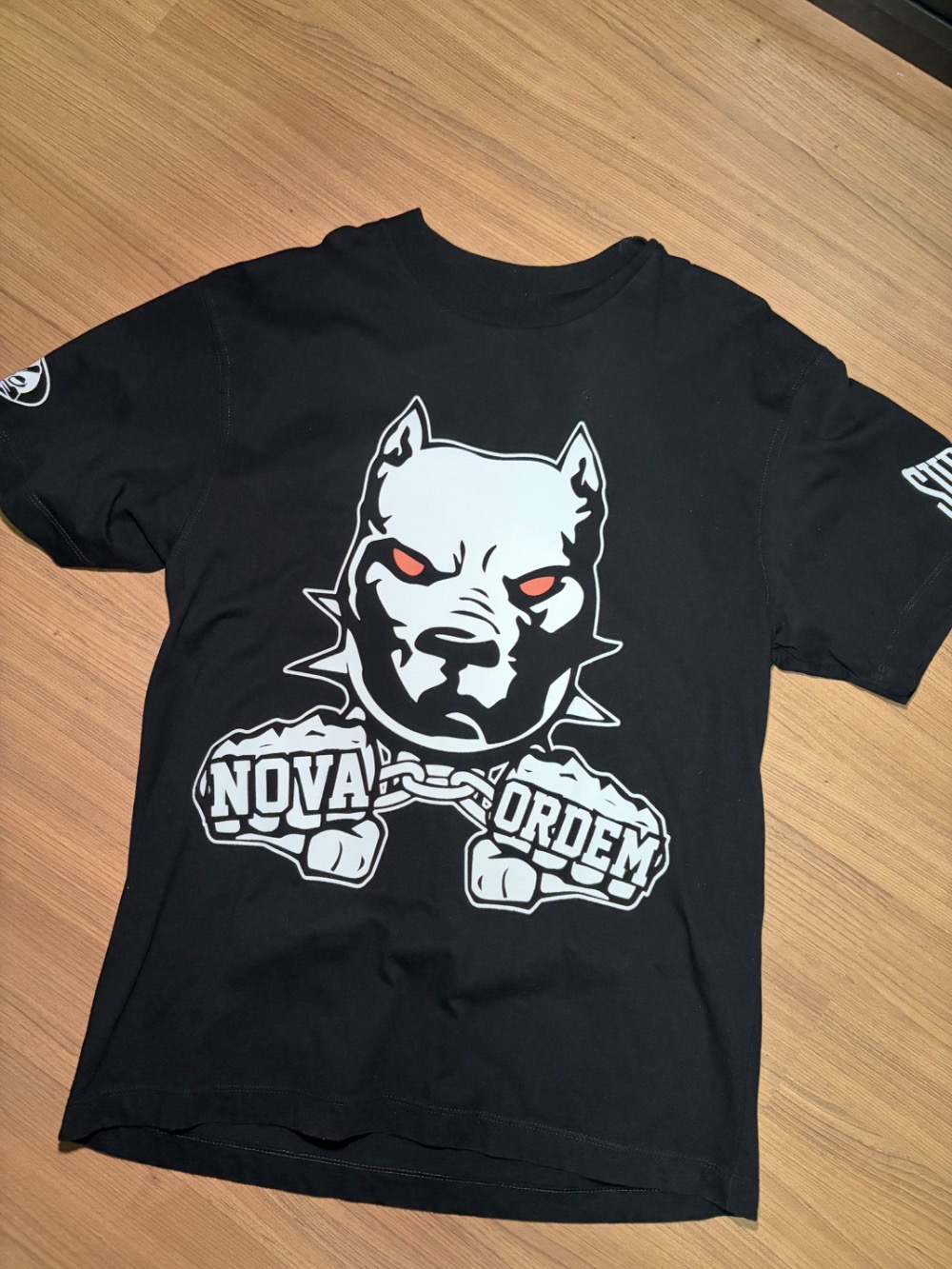 Camiseta Survival ‘Nova era’