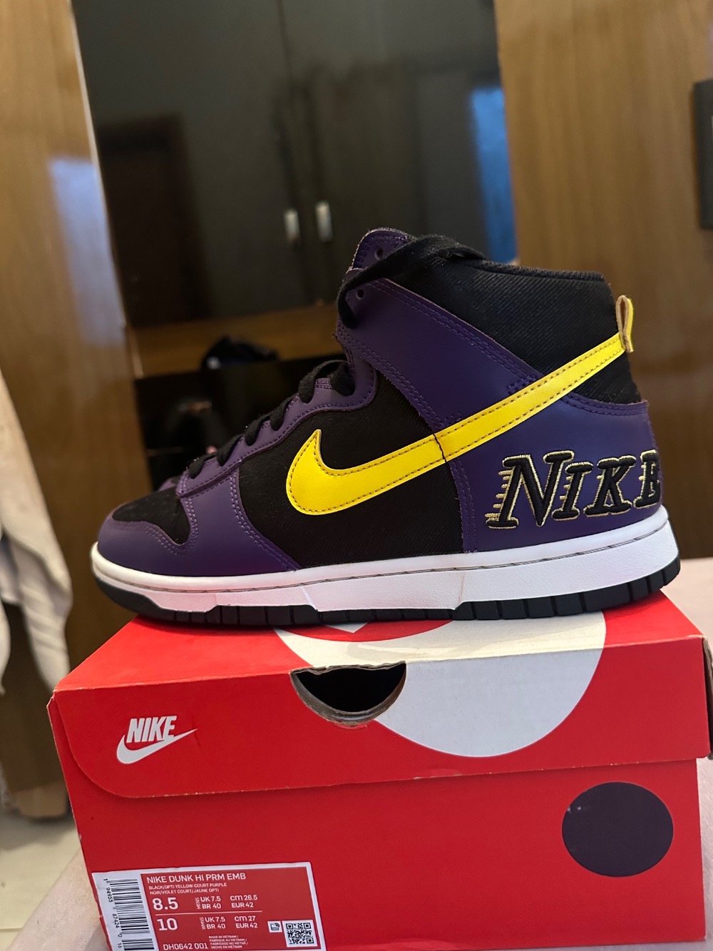 Nike Dunk High Lakers