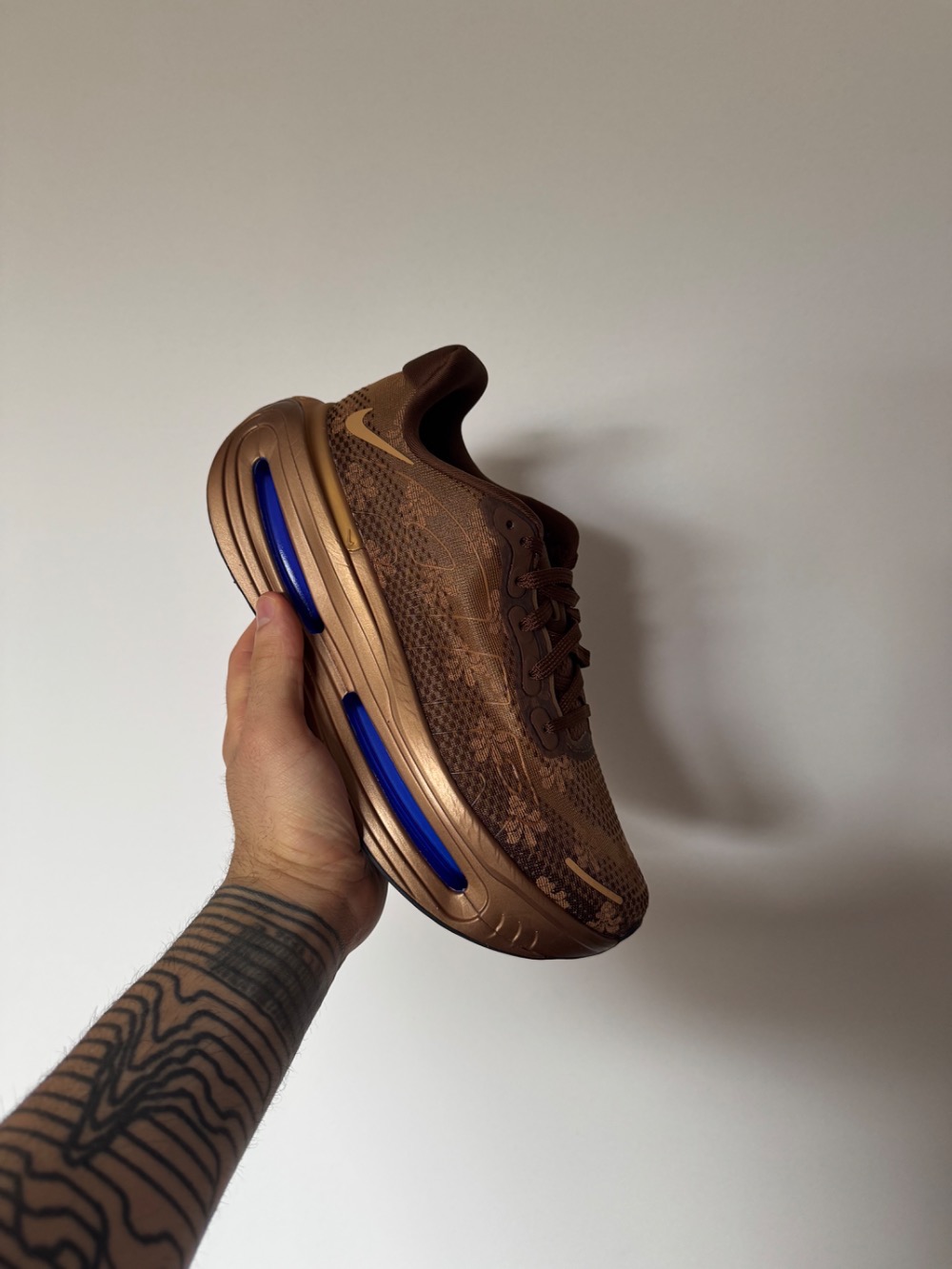 Nike Vomero Premium Flat Stout — 37.5, Novo