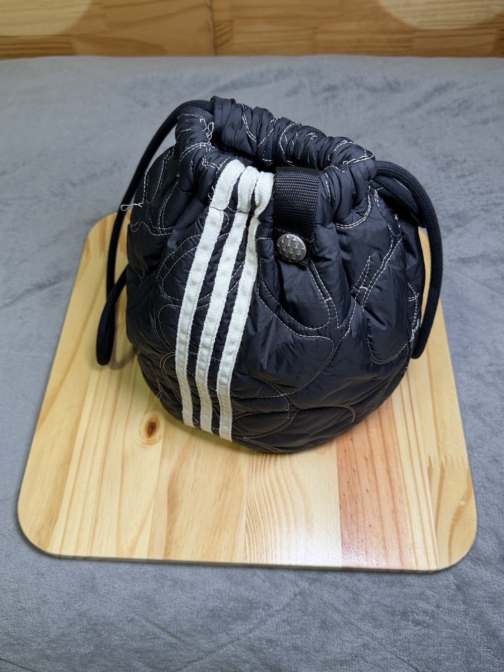 Thug Club x adidas Bolsa Padded Black — Único, Usado