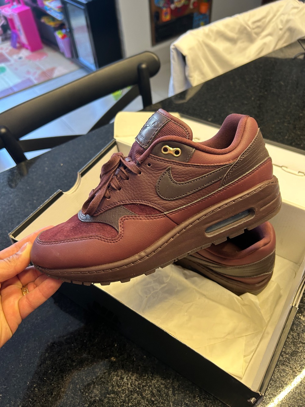 Nike Air Max 1 '87 Burgundy Crush