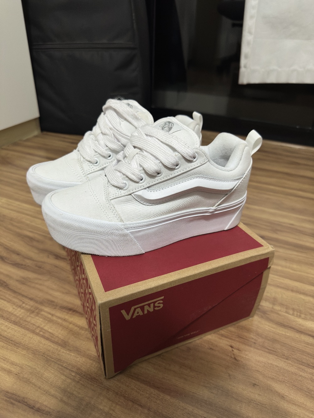 Vans Knu Skool Stack True White