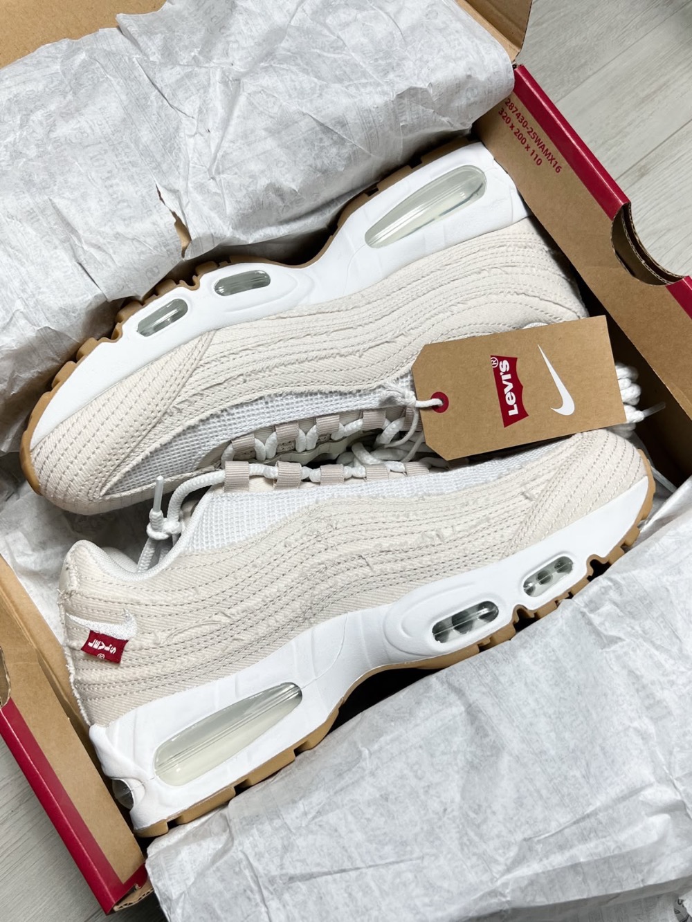 Levi's x Nike Air Max 95 OG Light Orewood Brown