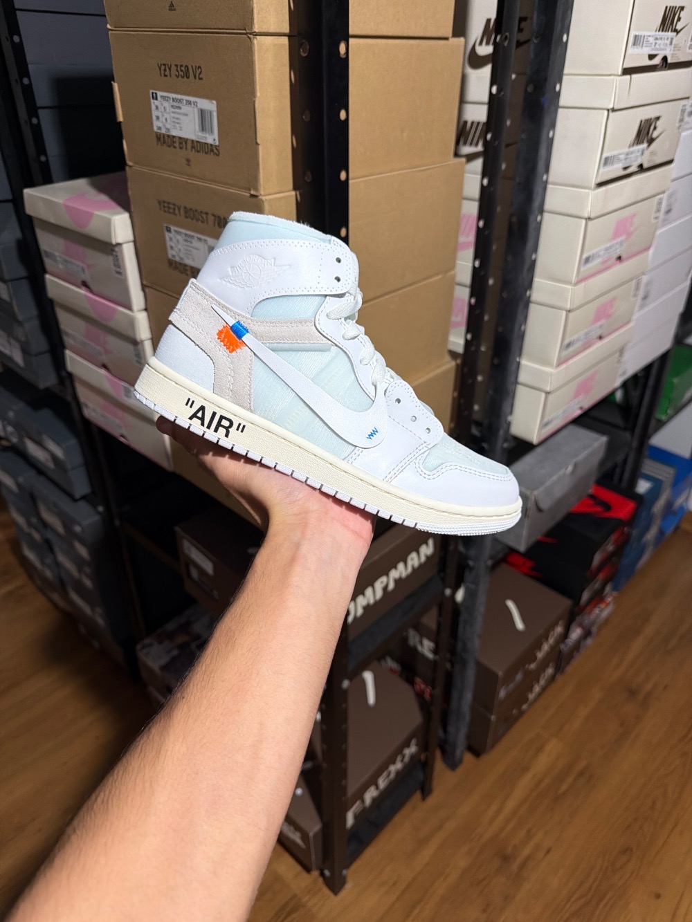 Virgil Abloh Archive x Air Jordan 1 High Retro Alaska (2026) — 39, Novo