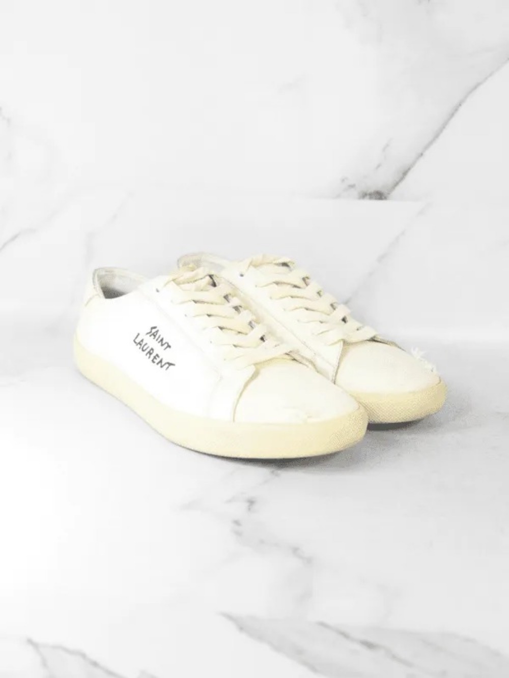 Tênis Yves Saint Laurent Court Classic SL/06 Cru