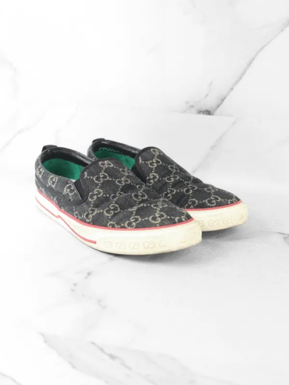 Tênis Slip On Gucci Tennis 1977 GG Monogram Denim Azul Marinho