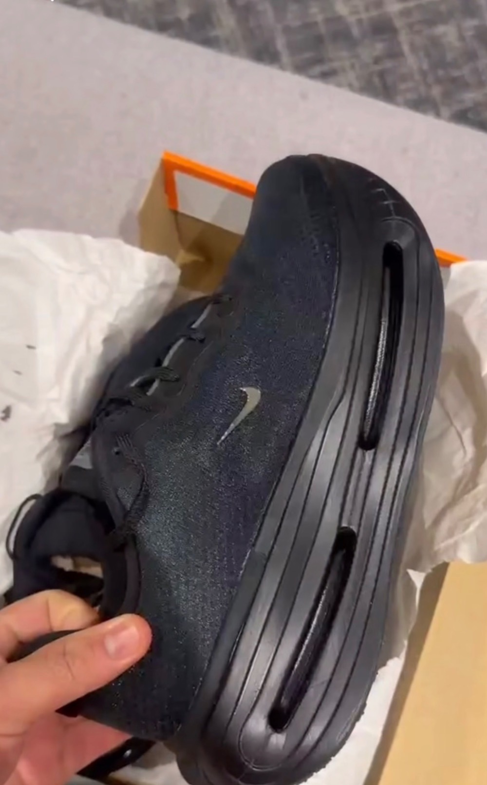 Nike Vomero Premium Black — 39, Novo