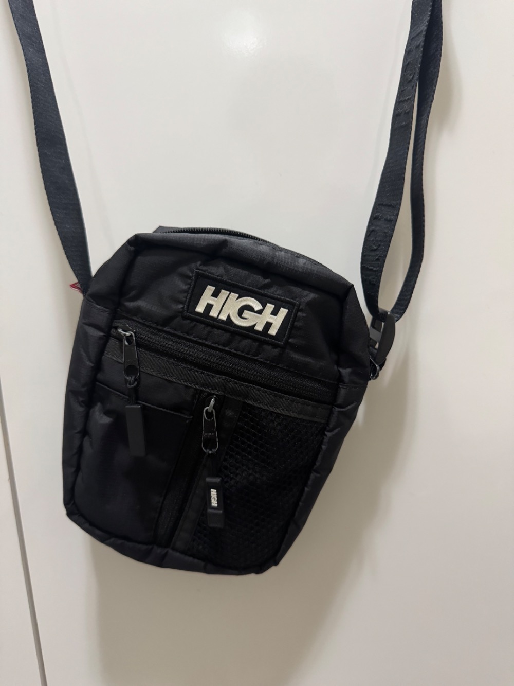 BOLSA HIGH COMPANY SHOULDER BAG SIDE BLOCK BLACK