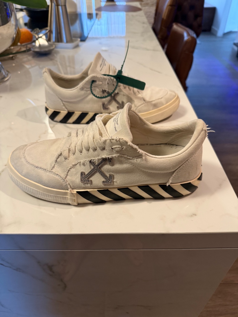 Off-White Vulcanized Low White Blue