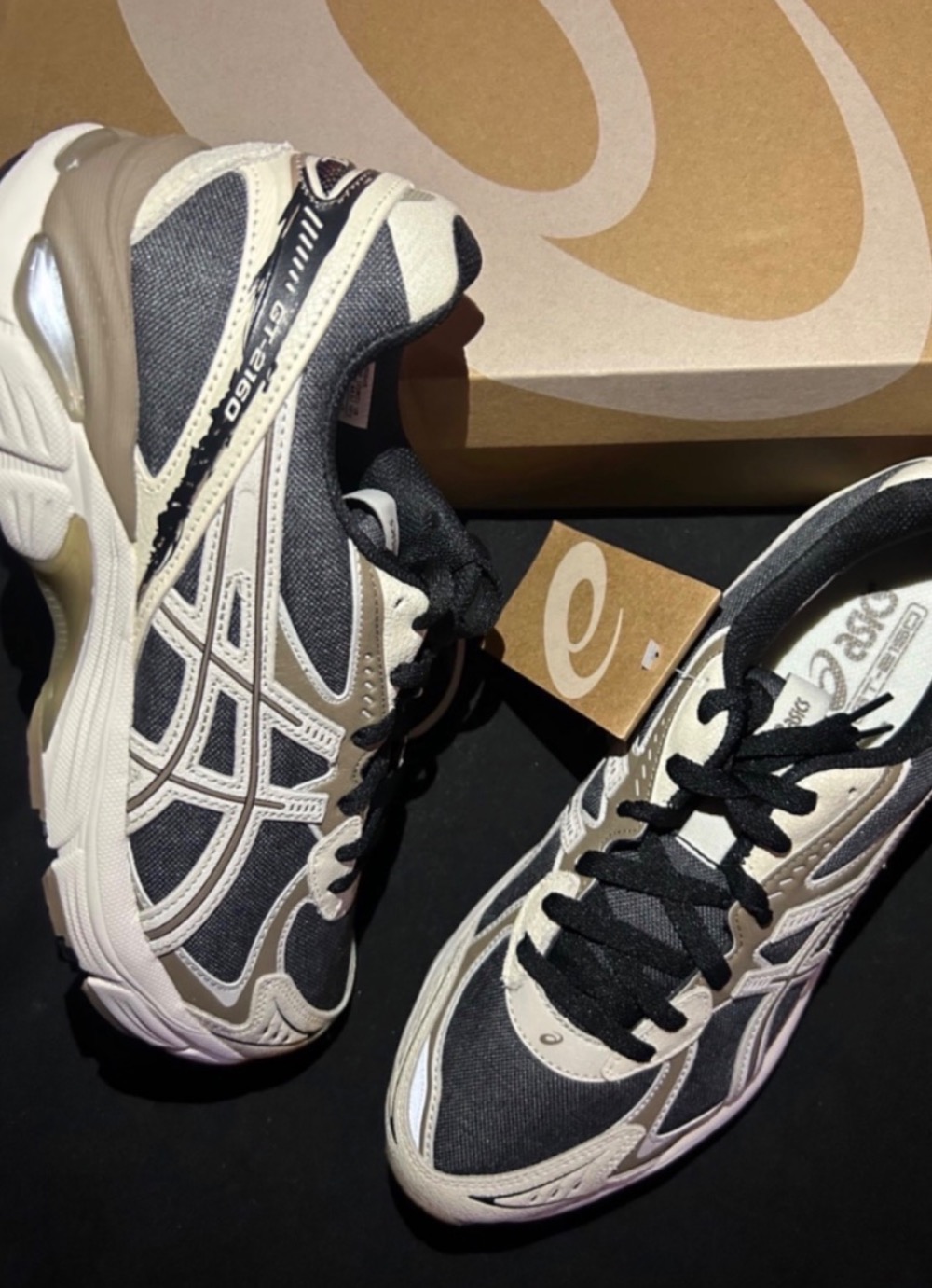 Asics GT-2160 Gray and Cream