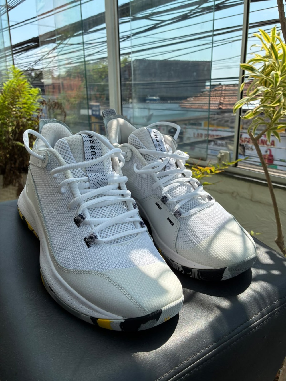 Curry 3z5  Under Armour