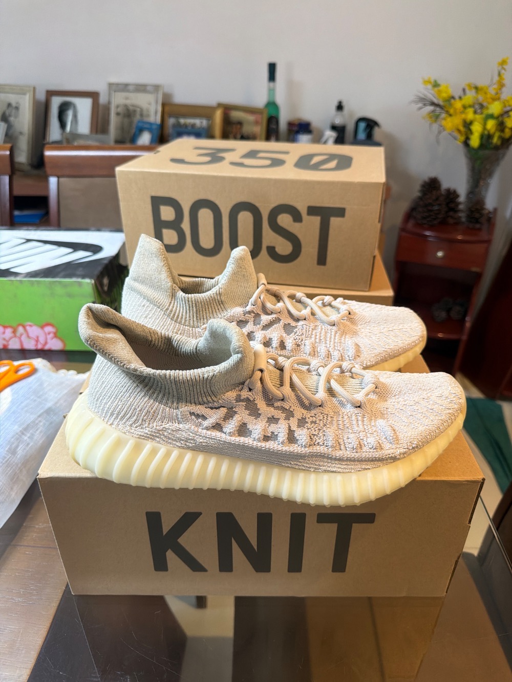 Yeezy 350 V2 CMPCT Slate Bone