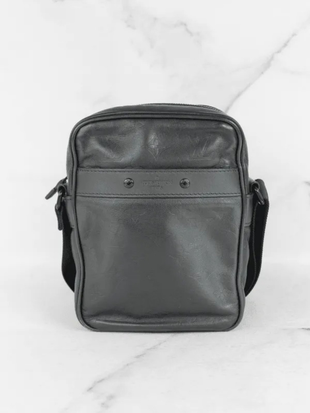 Bolsa Louis Vuitton Danube Monogram Preta