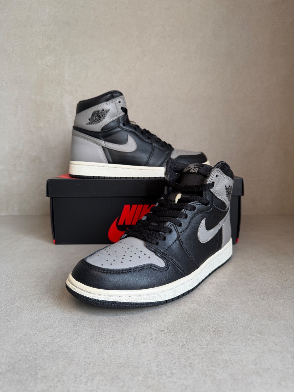 Air Jordan 1 High Shadow 2018