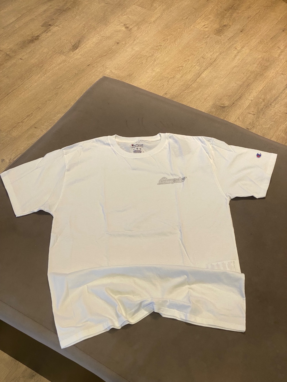 Camiseta Champion logo CH Italic White