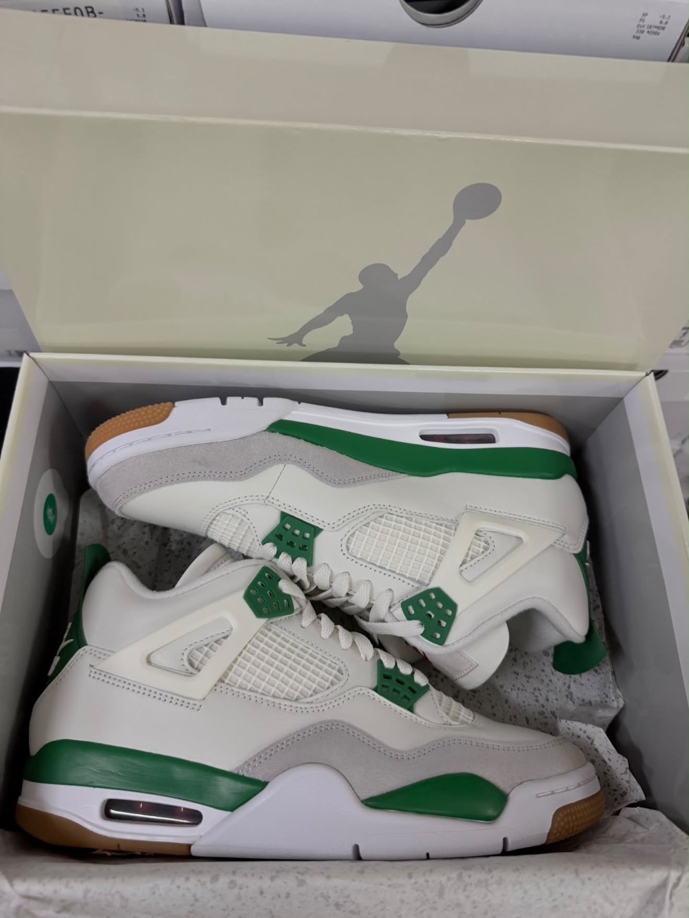 Nike SB x Air Jordan 4 Pine Green