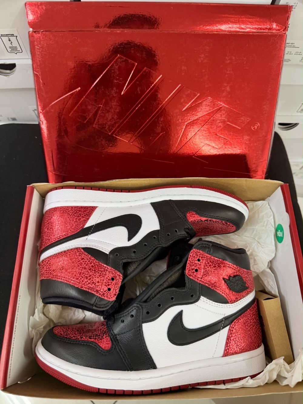 Air Jordan 1 High OG Ruby