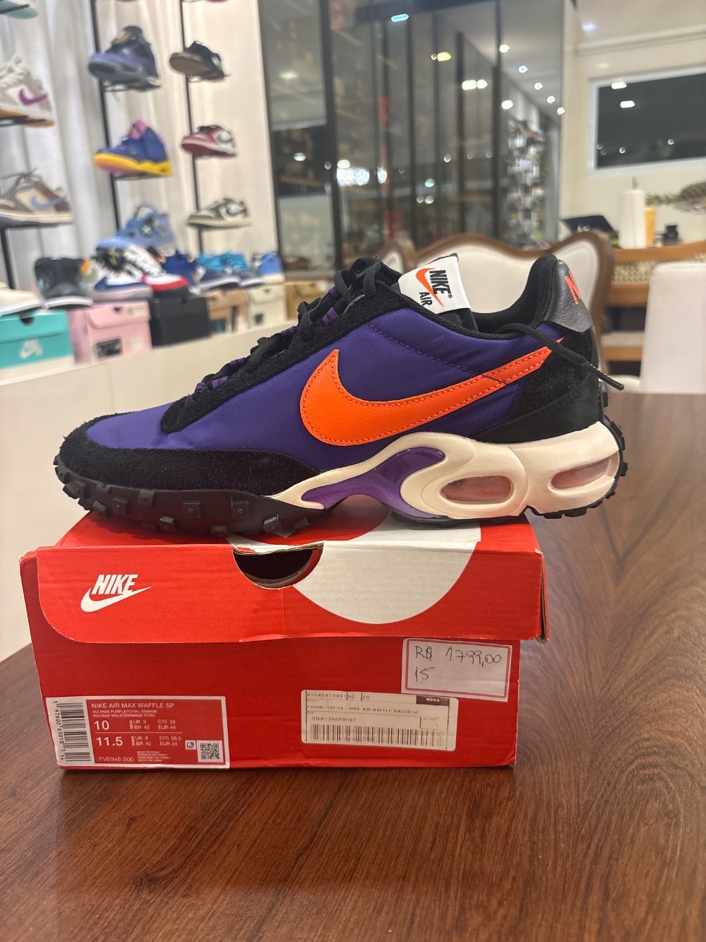 Nike Air Max Waffle Voltage Purple and Total Orange — 42, Novo