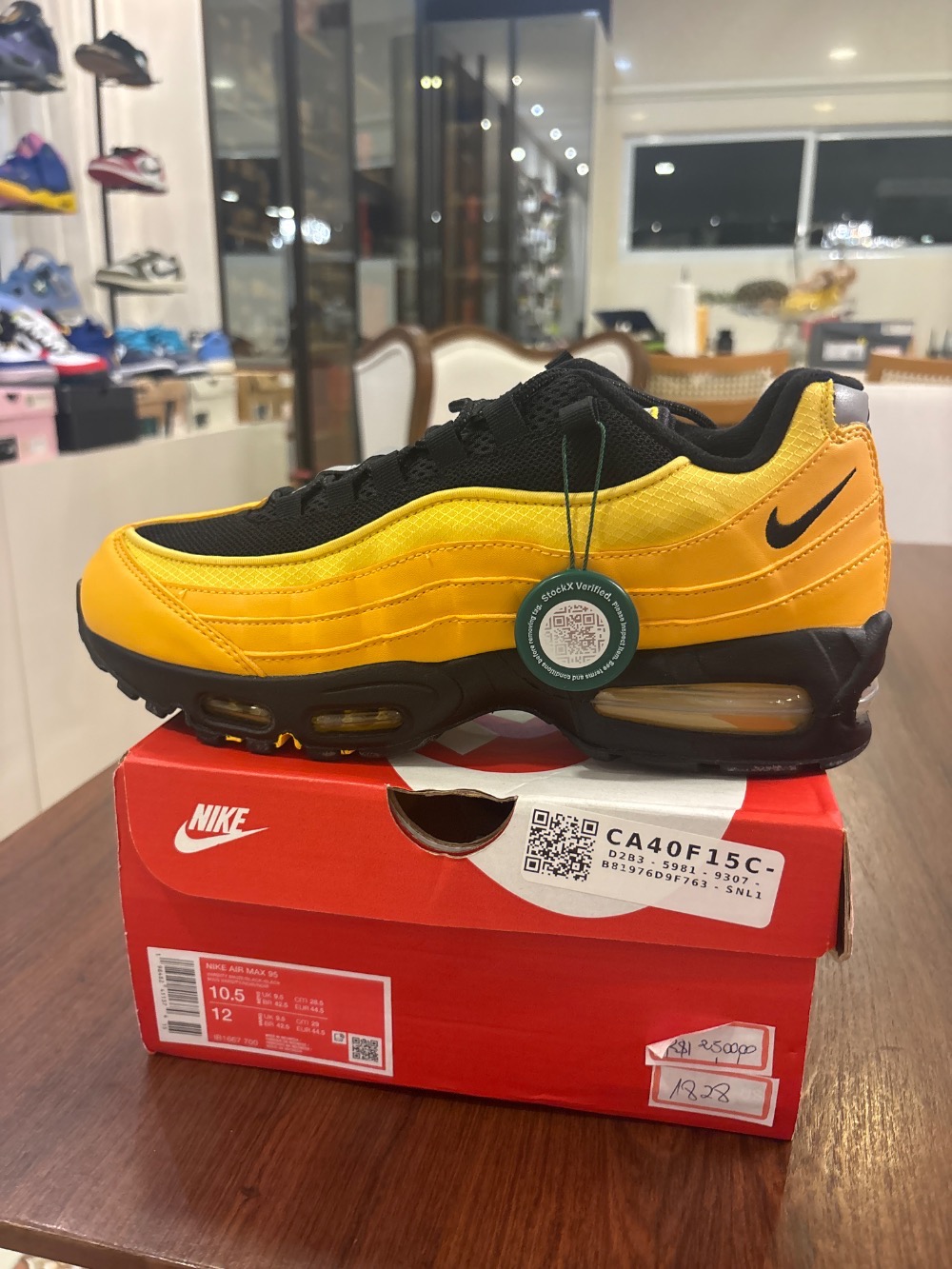 Nike Air Max 95 OG Big Bubble Varsity Maize Black