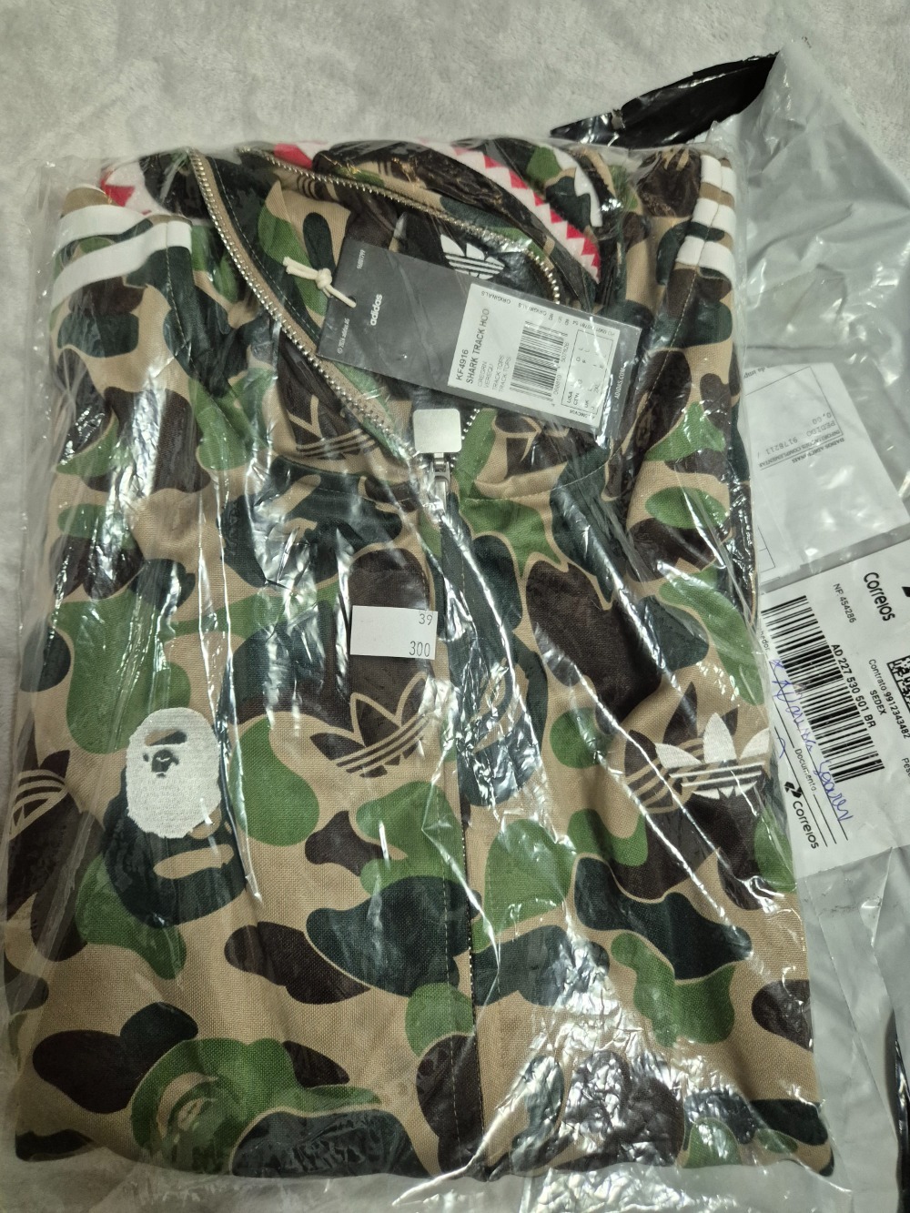 BAPE x adidas Jaqueta Shark Track Hoodie Crew Green — XG, Novo