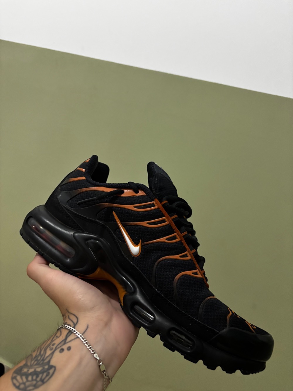 Nike Air Max Plus Dark Obsidian Orange