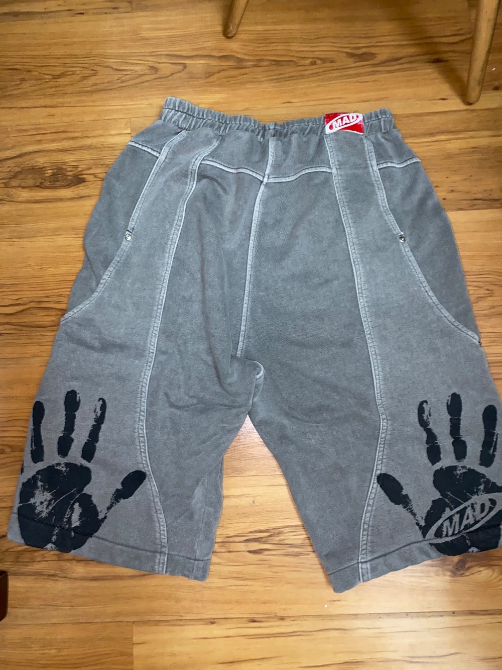 Bermuda Mad Enlatados Moletom Grey