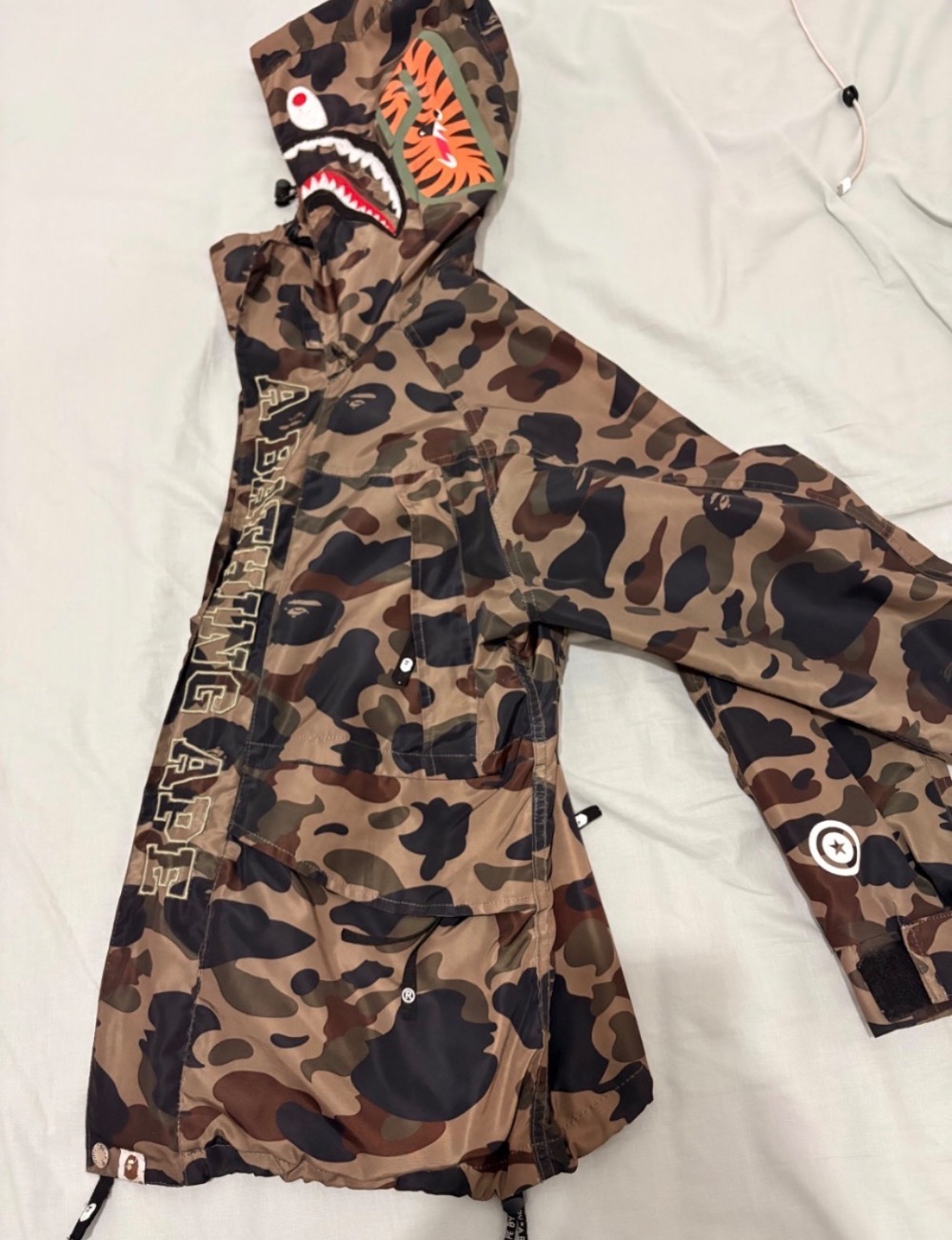 Jaqueta Snow BAPE a bathing ape Shark Camo