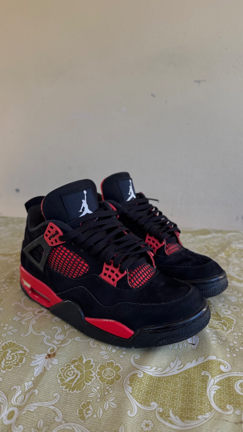 Air Jordan 4 Red Thunder