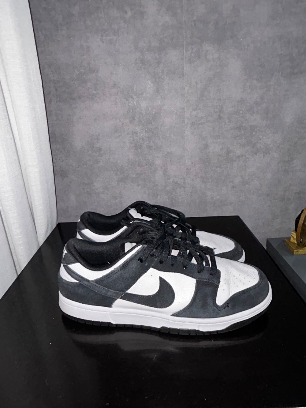 Nike Dunk Low Suede Panda