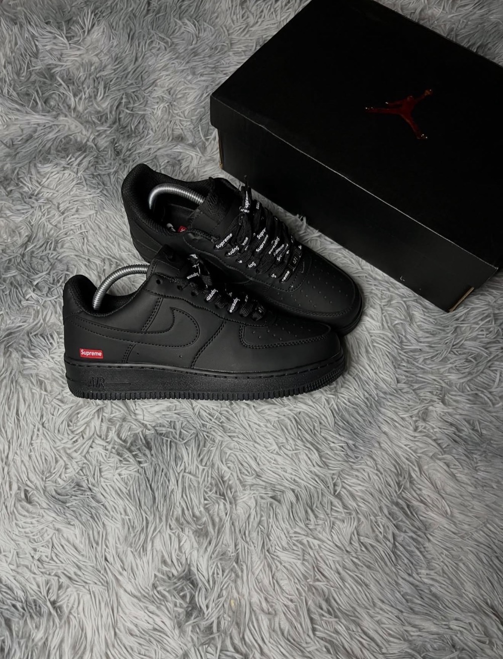 Supreme x Nike Air Force 1 Low Black