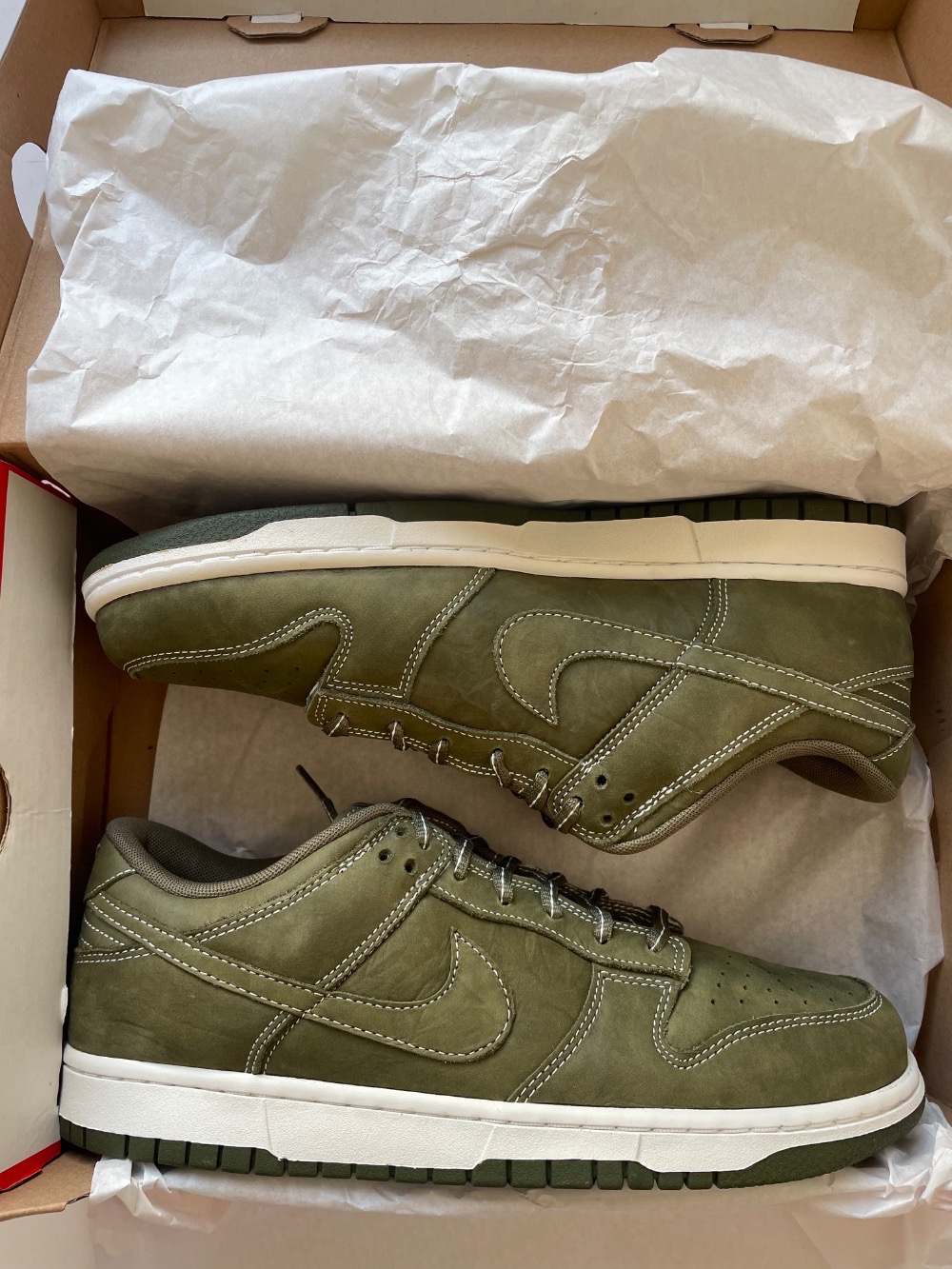 Nike Dunk Low Medium Olive Summit White — 37.5, Novo