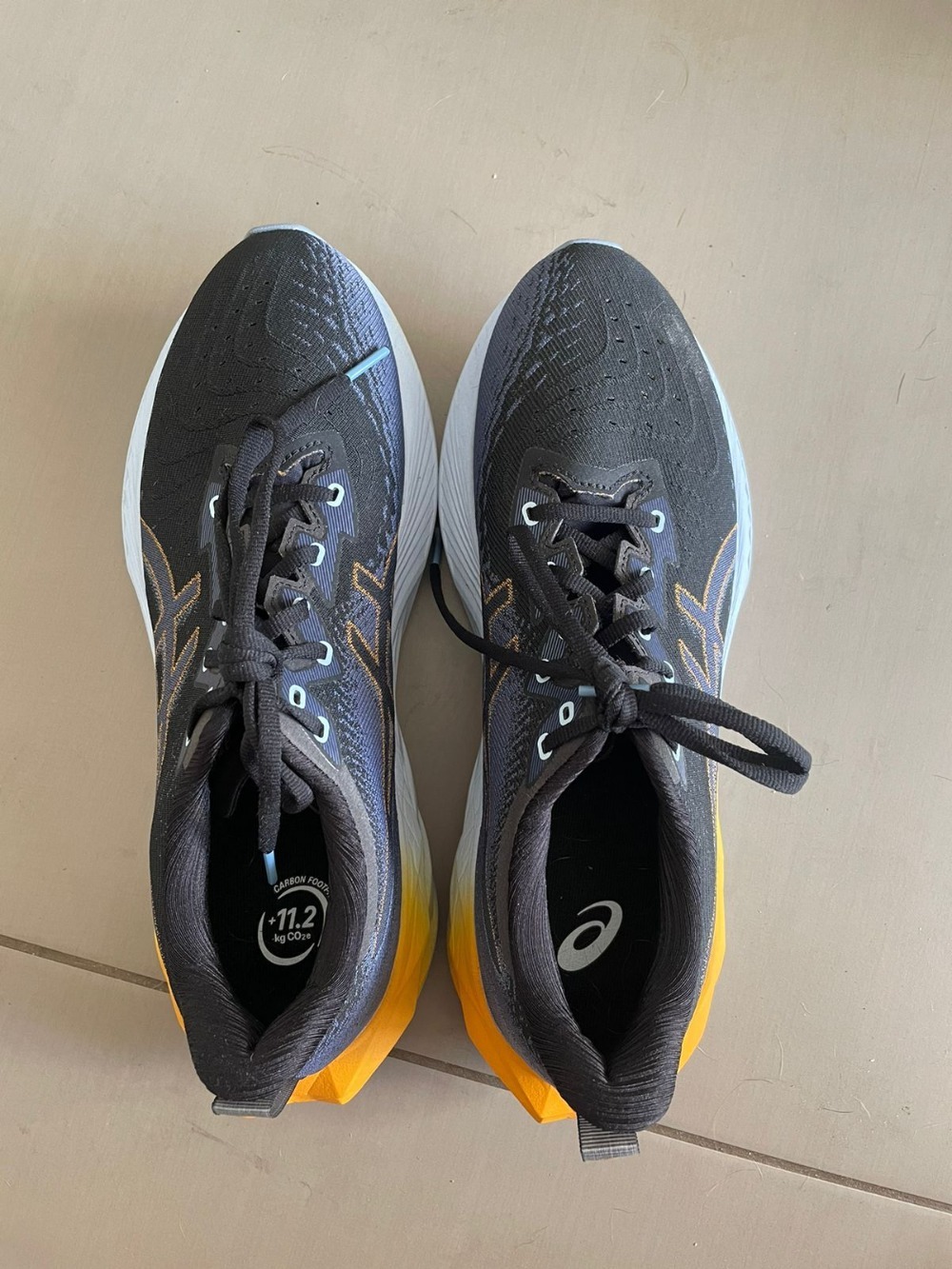 Asics Nova Blast 4