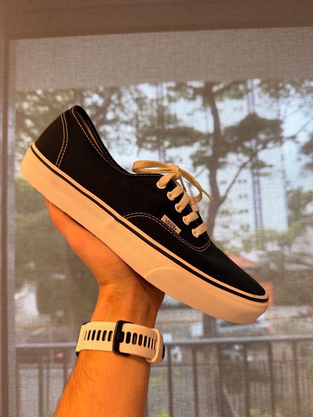 Vans Authentic Black White